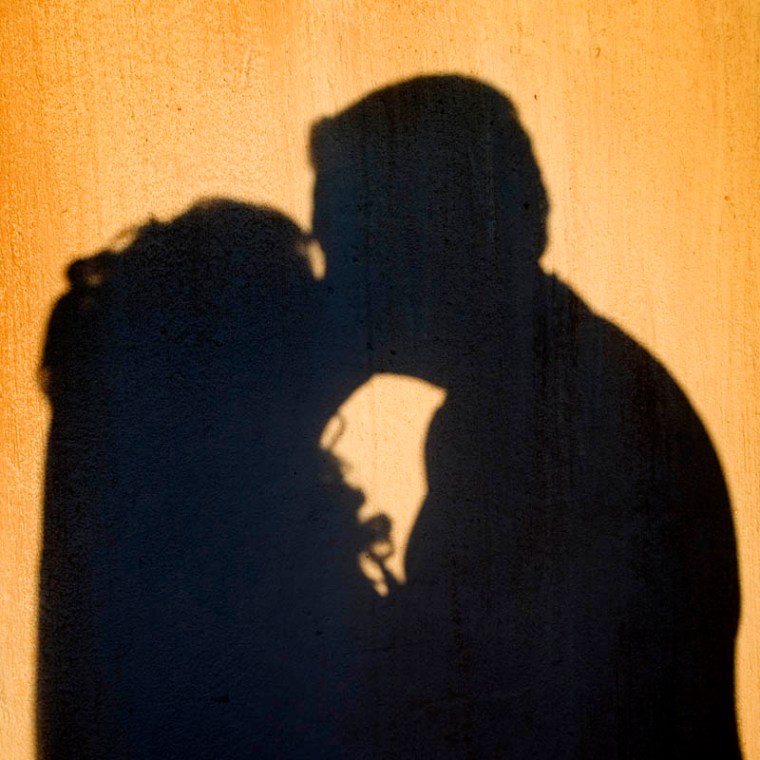 While you promise your heart to your valentine, make some extra effort and sign up to offer your other organs too.(© All Rights Reserved)